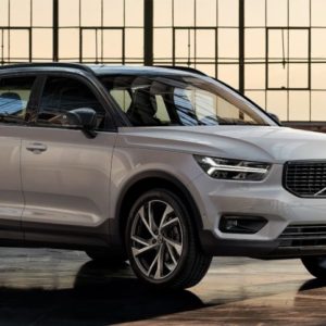 VOLVO XC40