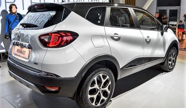 RENAULT CAPTUR